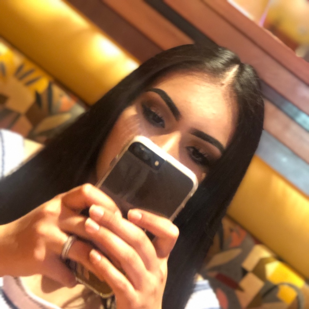 Meet your Posher, Fernanda